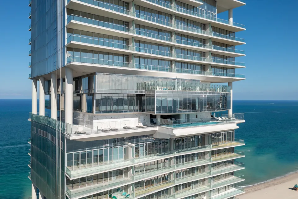 Sunny Isles Beach Nightlife